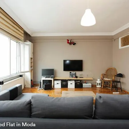 Апартаменты Well-Designed Flat In Moda Istanbul *